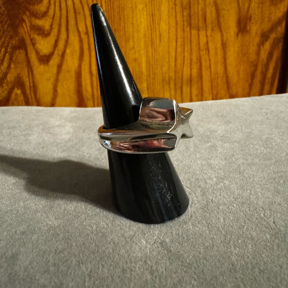 Chunky Statement, Silver Tone Star Ring - image 6